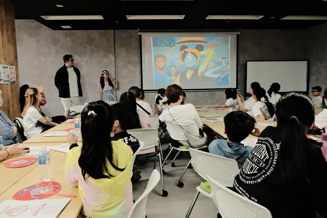 Manga school drawing class